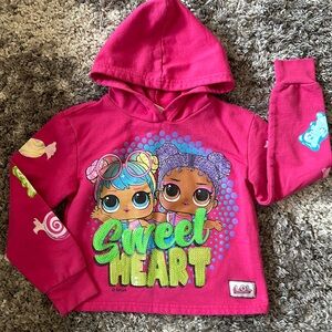 Girl’s cropped hoodie (LOL Surprise)